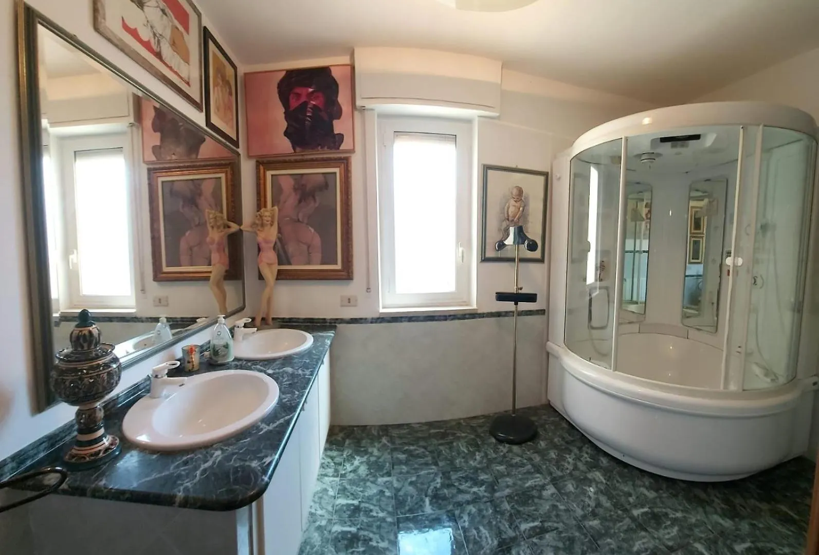 Il Mecenate Suite D'Autore Palermo 0*,